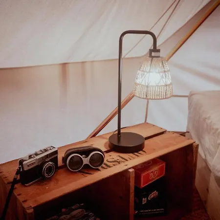 Domaine De Cherimont - Logement Insolite En Groupe * Andenne